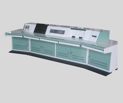 調(diào)度臺、控制臺、操作臺與監(jiān)控臺 現(xiàn)代辦公環(huán)境中的核心設(shè)備